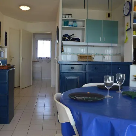 En Front De Avec Piscine Et Parking Prive - 2 Pour 6 Personnes, Saint-cyprien - Fr-1-225d-52 Lägenhet